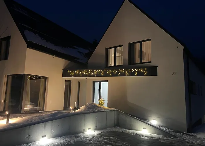 Jamy House *
